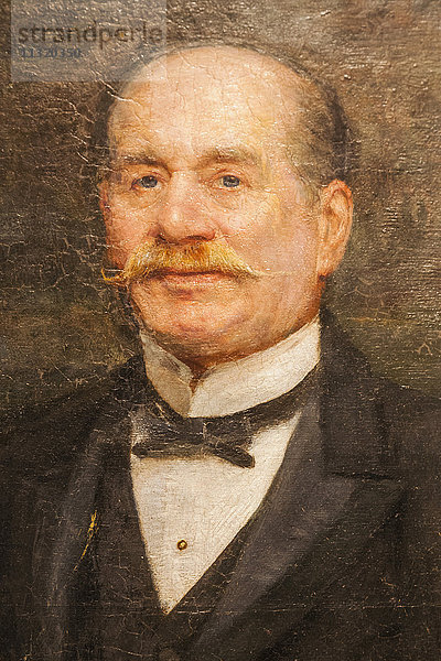 England  London  Forest Hill  Horniman Museum  Porträt von Frederick John Horniman von Trevor Haddon aus dem Jahr 1906