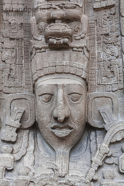 England  Cambridgeshire  Cambridge  Universitätsmuseum für Archäologie und Anthropologie  Gipsabguss einer Maya-Skulptur aus Quirigua in Guatemala