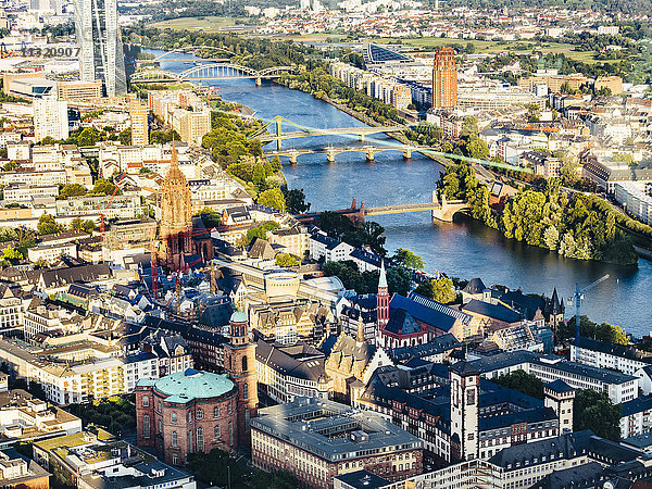 Deutschland  Frankfurt  Blick von oben auf die Stadt