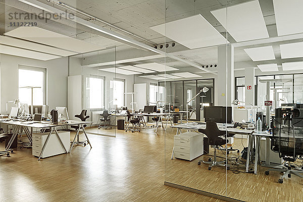 Moderne Büroeinrichtung