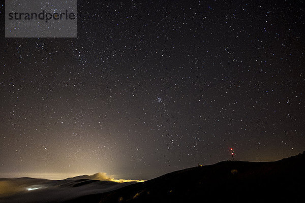 Spanien  Teneriffa  Sternenhimmel über dem Teide Nationalpark
