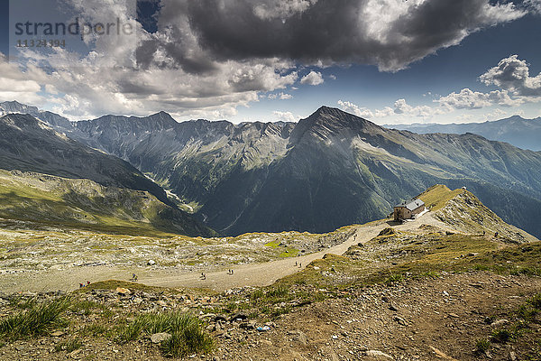 Österreich  Ankogel Gruppe  Blick auf Hannover Haus und Seebachtal