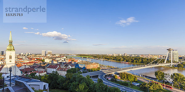 Slowakei  Bratislava  Blick auf die Stadt von oben