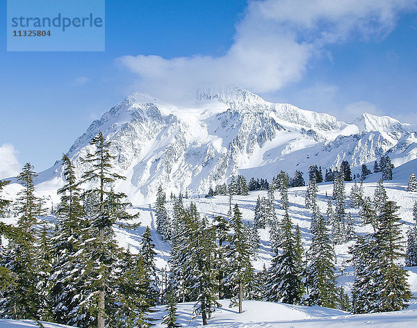 Mount Shuksan im Winter im Bundesstaat Washington