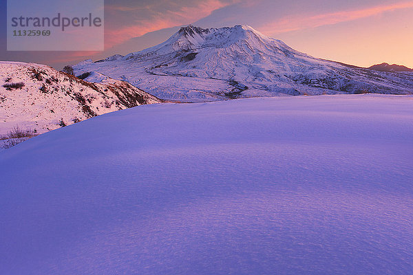 Mount St. Helens im Winter im Bundesstaat Washington