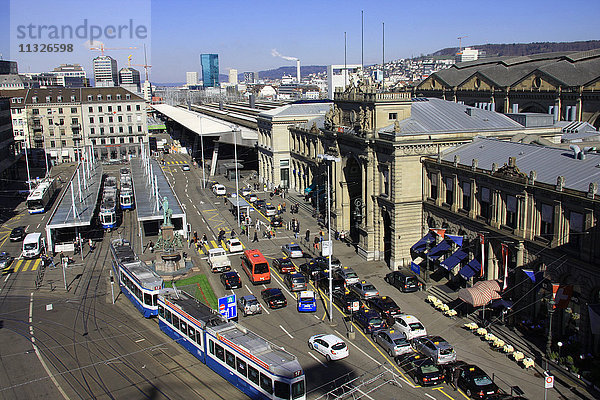 Hauptbahnhof und Verkehr in Zürich