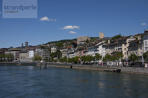 Zürich  Schweiz - Altstadt und Fluss Limmat