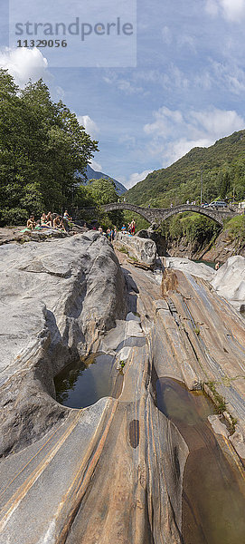 Fluss Verzasca in Lavertezzo im Tessin