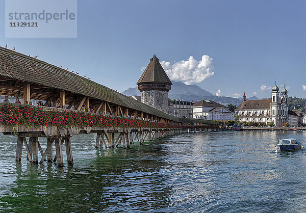 Luzern Stadt mit Kapellbrücke