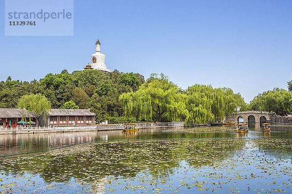 Beihai-See und Weiße Dagoba in Peking