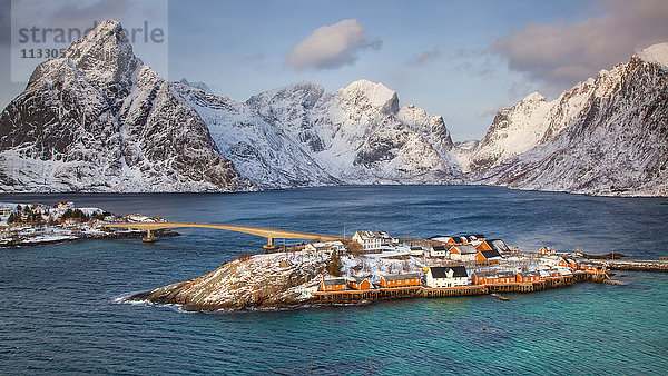 Moskenes im Winter auf den Lofoten  Norwegen