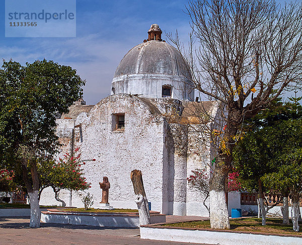 Die Kapelle des Verfalls  Dorf Tecozautla  Bundesstaat Hidalgo  Mexiko