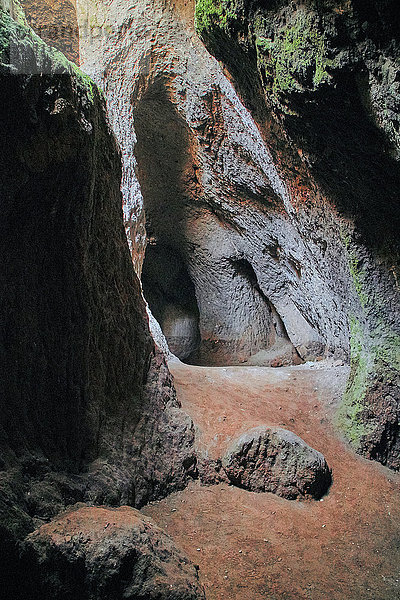 Eine prähispanische Höhle  Region Huichapan  Bundesstaat Hidalgo  Mexiko
