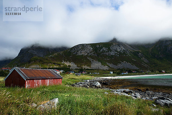 Europa  Norwegen  Lofoten  Ramberg Strand  auf der Insel Flakstadøya