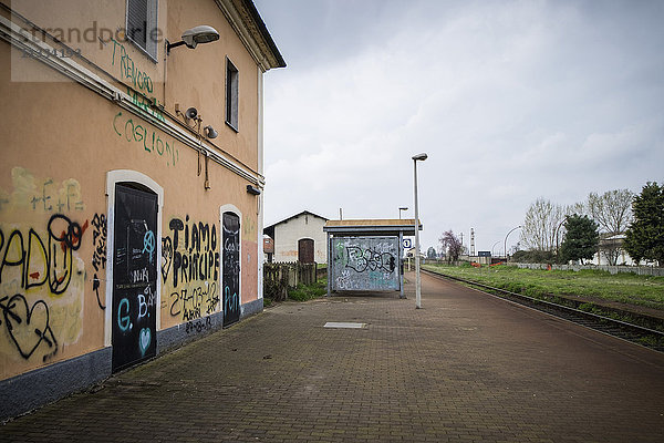 Italien  Palestro  Bahnhof