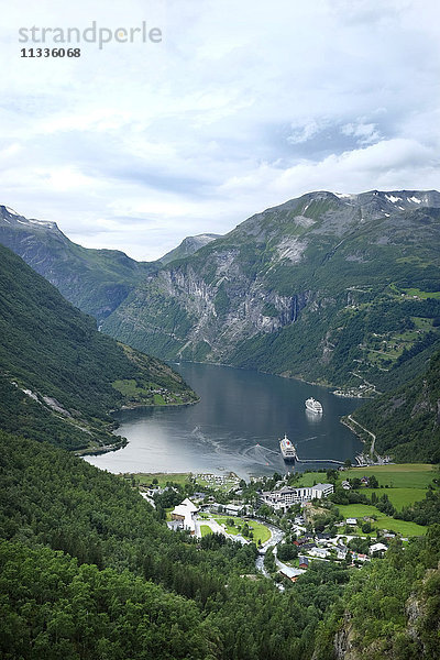 Norwegen  Geiranger  Geirangerfjord