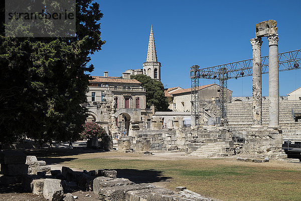 Frankreich  Provence  Arles  Altstadt  Gallorömisches Theater  Römisches Theater 1. Jahrhundert v. Chr.  historisches Denkmal