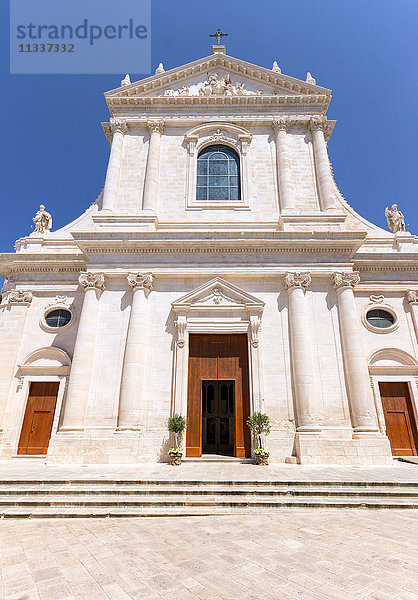 Italien  Apulien  Locorotondo Kirche San Giorgio