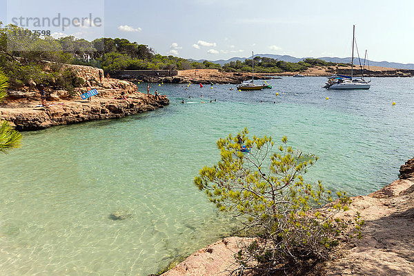 Spanien  Baleareninsel  Ibiza  Strand Cala Gracioneta