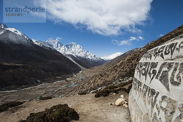 Das Dorf Dingboche in der Khumbu (Everest) Region  Nepal  Himalaya  Asien