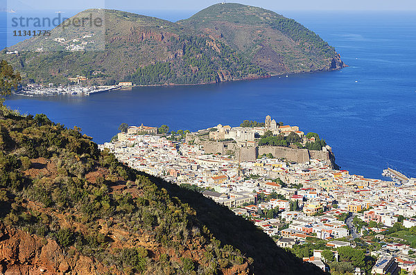 Stadt Lipari  Insel Lipari  Äolische Inseln  UNESCO-Weltkulturerbe  Sizilien  Italien  Mittelmeer  Europa