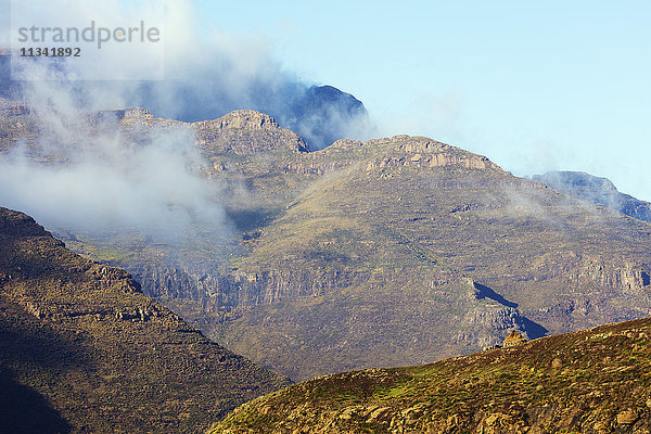 Hochlandlandschaft am Mahlasela-Pass  Lesotho  Afrika