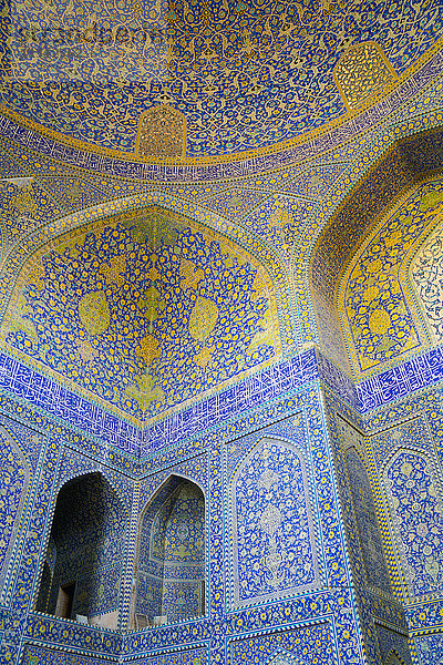 Hauptheiligtum  Imam-Moschee  Isfahan  Iran  Naher Osten