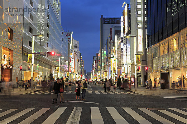 Einkaufsviertel Ginza  Tokio  Japan  Asien