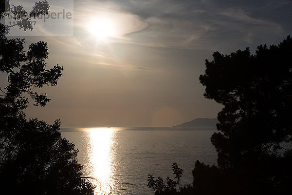 Sonnenuntergang über dem Ozean  Türkei