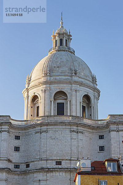 Niedriger Blickwinkel auf das Nationale Pantheon Museum  Lissabon  Portugal