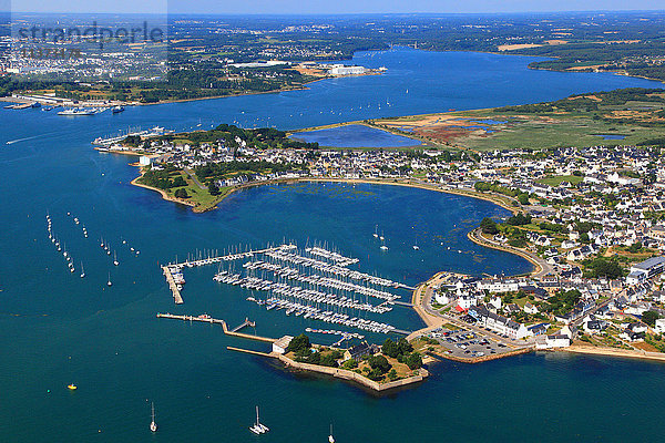 Frankreich  Bretagne  Morbihan. Luftaufnahme. Locmiquelic Hafen
