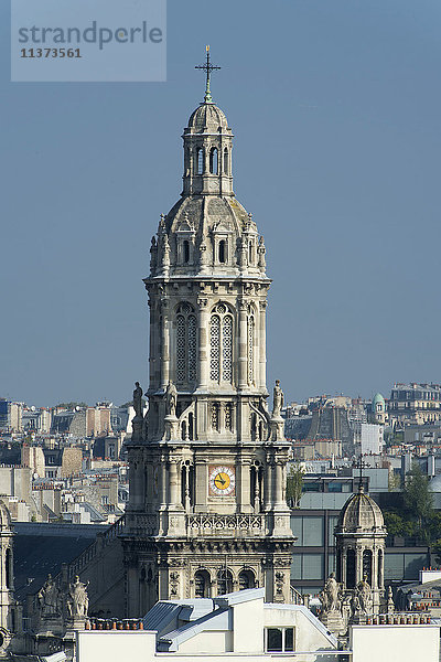 Frankreich. Paris  9. Bezirk. Glockenturm der Kirche Sainte Trinité.