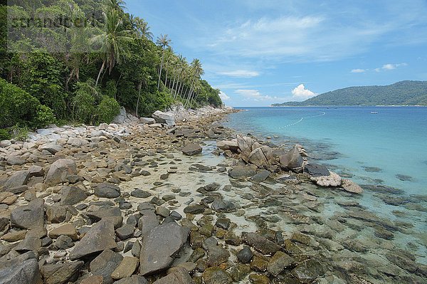 Felsiger Strand  Insel Perhentian  Malaysia  Asien