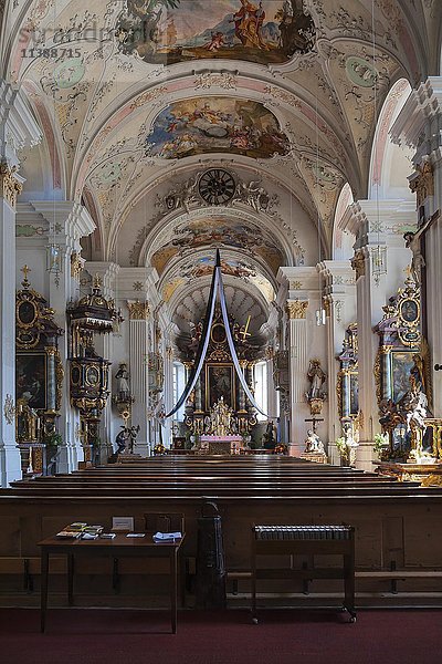 Innenraum der Klosterkirche St. Peter und Paul in Weyarn  Oberbayern  Bayern  Deutschland  Europa