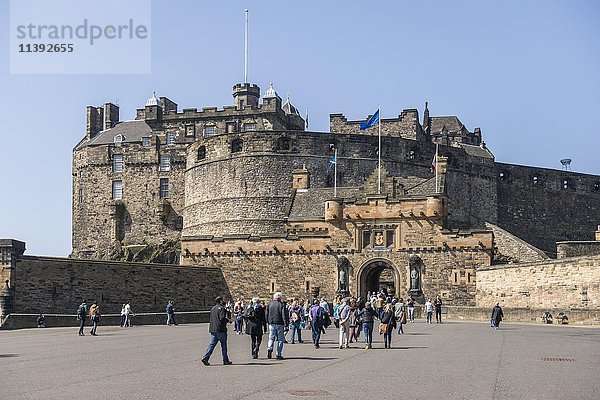 Edinburgh Castle  Edinburgh  Schottland  Vereinigtes Königreich  Europa