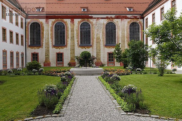 Klosterhof Beuerberg  Wolfratshausen  Loisachtal  Oberbayern  Bayern  Deutschland  Europa