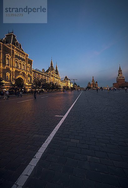 GUM-Kaufhaus  Roter Platz  Moskau  Russland  Europa