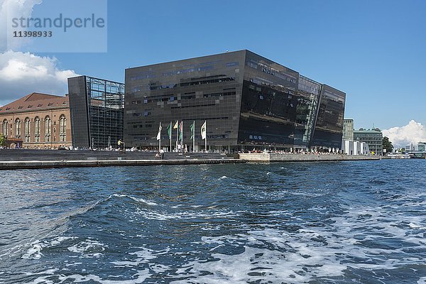 Black Diamond  moderner Anbau an die Königliche Bibliothek  Architekten Schmidt Hammer Lassen  Innenhafen  Kopenhagen  Dänemark  Europa
