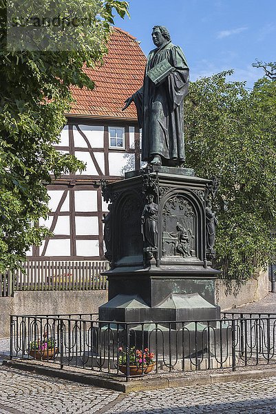 Martin-Luther-Gedenkstätte  hinter dem Haus der Familie Luther  Mohra  Thüringen  Deutschland  Europa