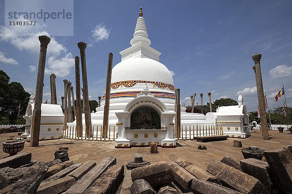 Thuparama-Dagoba-Tempel  Anuradhapura  Nördliche Zentralprovinz  Sri Lanka  Asien