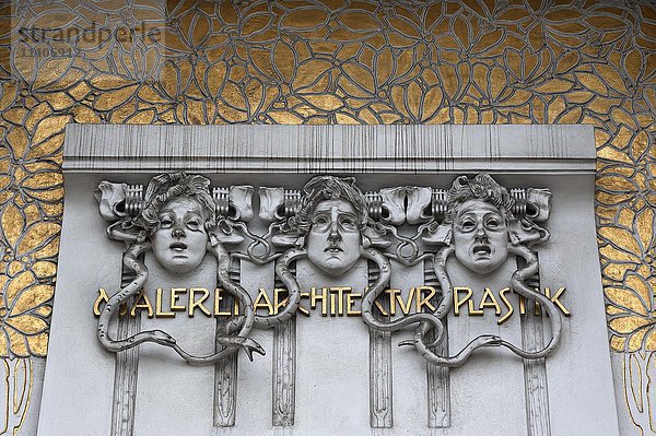 Detail  Eingangsportal  Ausstellungshaus der Wiener Secession  Wien Jugendstil 1898  Wien  Österreich  Europa