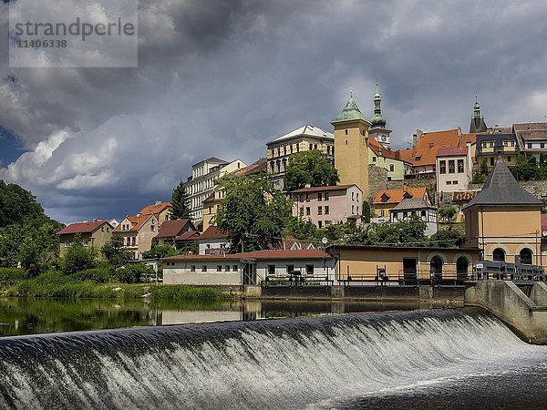 Altstadt  Loket  Fluss Oh?e  Region Karlovy Vary  Böhmen  Tschechische Republik  Europa