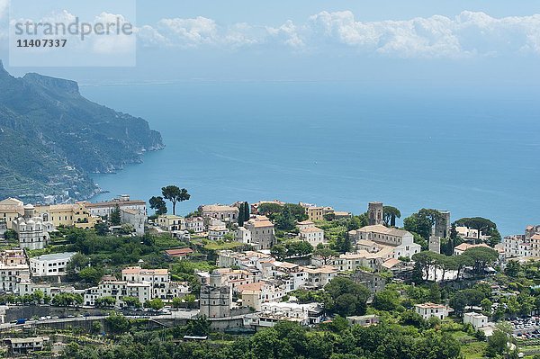 Blick auf die Altstadt  Ravello  Amalfiküste  Kampanien  Italien  Europa