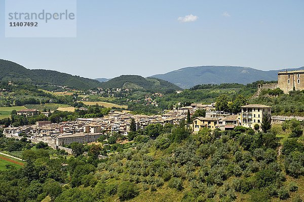 Mittelalterliche Stadt  Spoleto  Umbrien  Italien  Europa