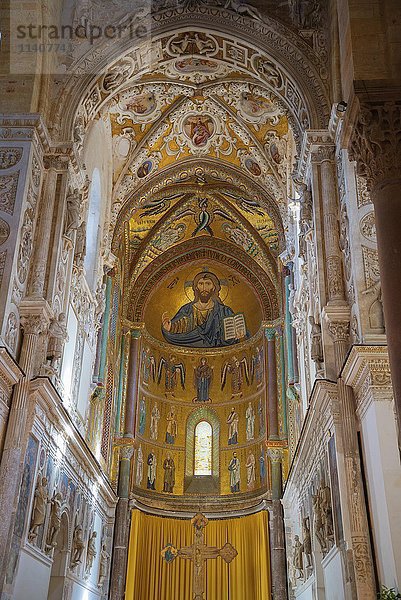 Christus Pantokrator  Mosaik  Dom Santissimo Salvatore  Cefalu  Sizilien  Italien  Europa