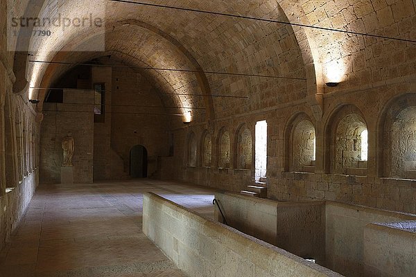 Abtei Le Thoronet  ehemalige Zisterzienserabtei  Var  Provence-Alpes-Côte d'Azur  Frankreich  Europa