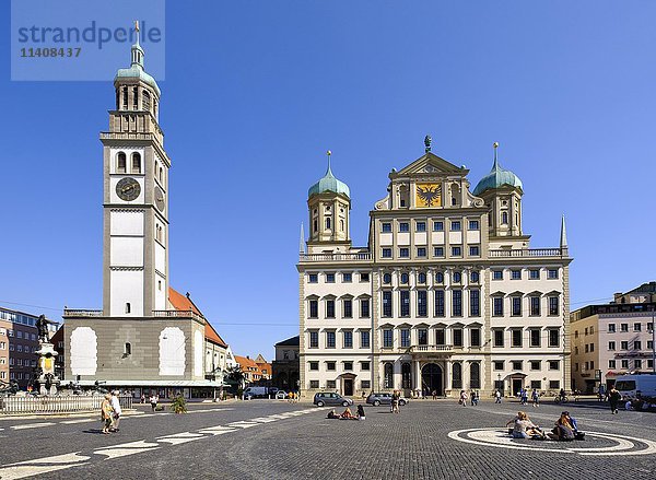 Perlachturm und Rathaus am Hauptplatz  Augsburg  Schwaben  Bayern  Deutschland  Europa