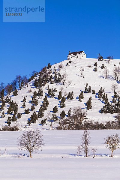 Salmendinger Kapelle auf dem Kornbühl  Wallfahrtskirche  Salmendingen  Schwäbische Alb  Baden-Württemberg  Deutschland  Europa