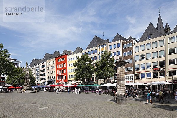 Giebelhäuser  Alter Markt  historisches Zentrum  Köln  Nordrhein-Westfalen  Deutschland  Europa