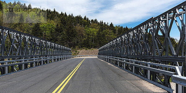 Straßenbrücke über die Meat Cove; Dingwall  Nova Scotia  Kanada'.